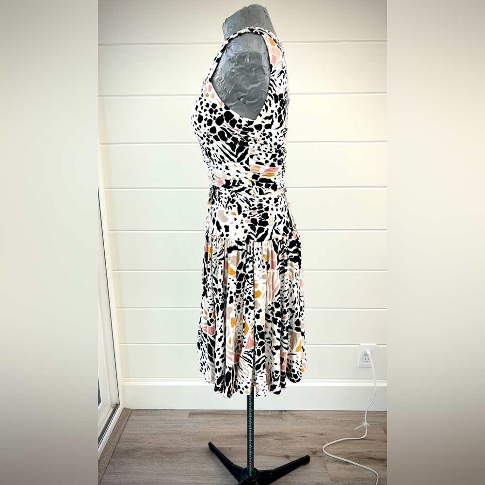 NWOT Anthropologie Ramona Dress Size M Ruched Jersey Stretchy White Animal Print - Picture 3 of 13